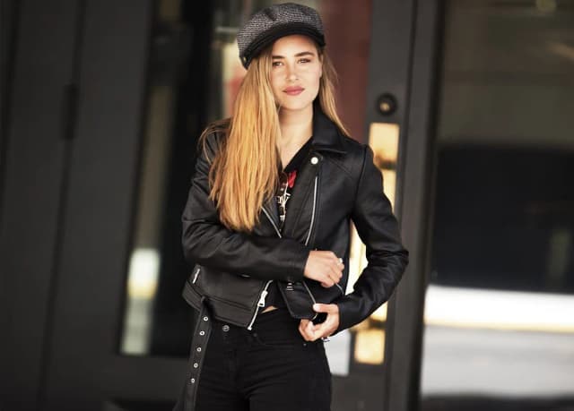 Styl rockowy jak się ubrać na koncert rockowy - uniknij modowych wpadek Styl rockowy jak się ubrać na koncert rockowy - uniknij modowych wpadek