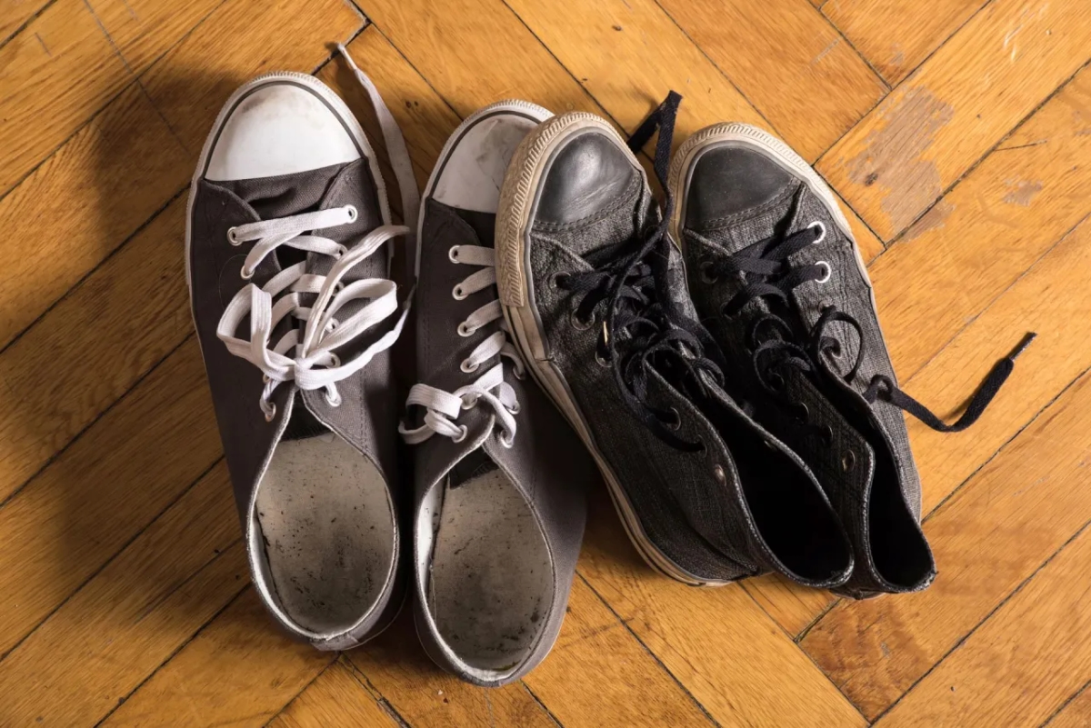 Skuteczne sposoby na przepocone buty – pozbądź się nieprzyjemnego zapachu