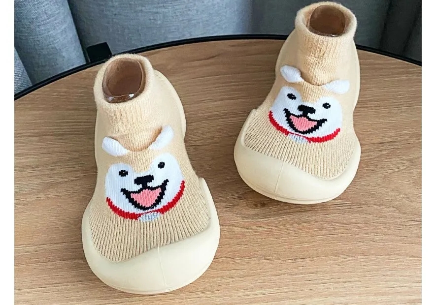 Kiedy kupić dziecku buty do chodzenia, aby nie popełnić błędu?