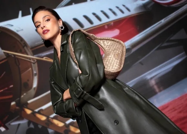 Styl casual co to znaczy? Odkryj jego znaczenie i zastosowanie w modzie